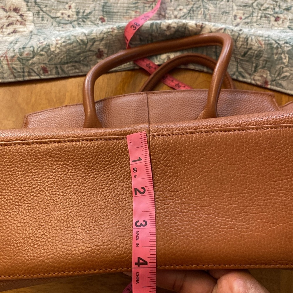 Zenith Leather Shoulder Handbag Brown with Gold Hardware - Picture 7 of 9